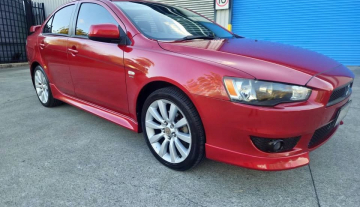 2011 Mitsubishi Lancer VRX 1.jpg